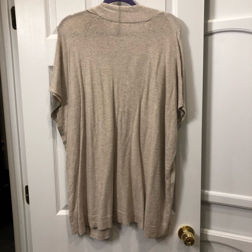 Sweater - Picture 2 of 2